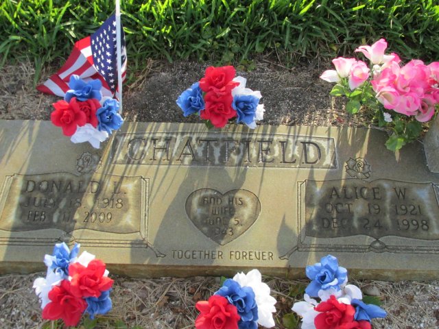 CHATFIELD Donald Leroy 1918-2009 grave.jpg